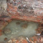 Усадьба Хоминских: ледовня (Ольшево), апрель 2012