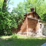 Усадьба Прушинских: сторожка и брама (Минск), май 2012