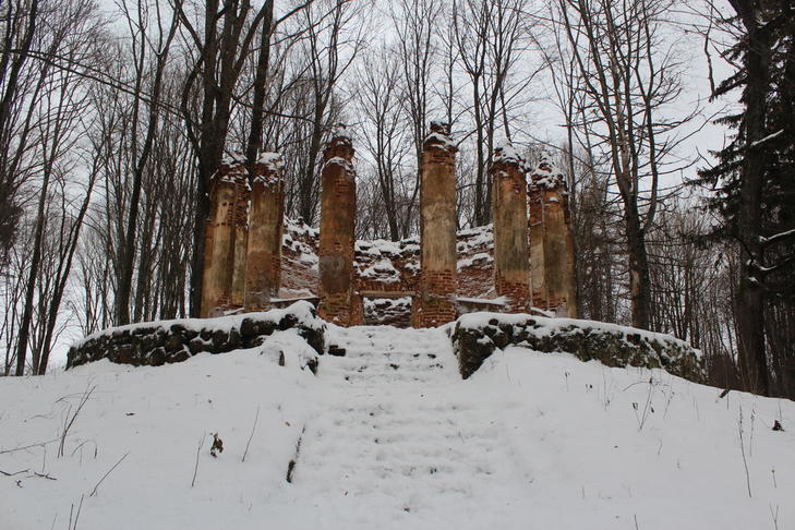 Усадьба Ленских: часовня-усыпальница