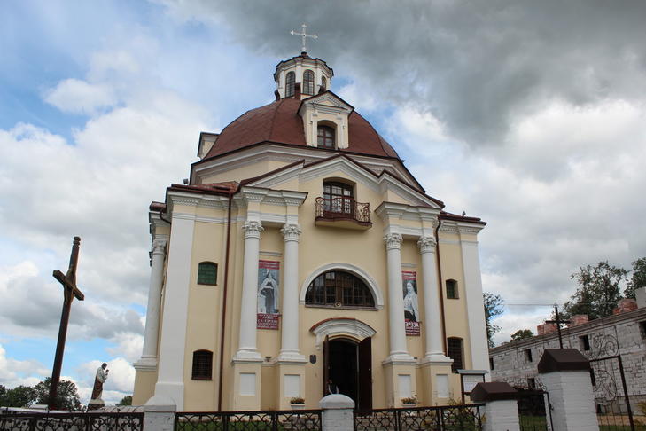Монастырь кармелитов: Костел Богоматери Шкаплерной