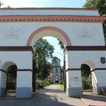 Кладбище Кальварийское: брама (Минск), июль 2012