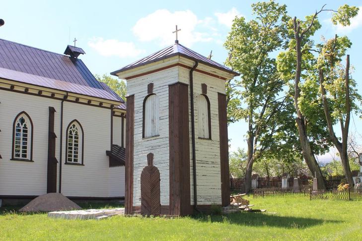 Костел св. Юрия: колокольня